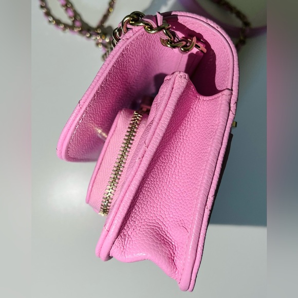 ♥️SOLD♥️ Chanel 23P Lilac Pink Caviar Business Affinity Chain Clutch Mini NWT - Picture 4 of 15